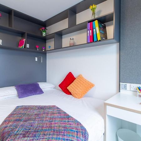 En Suite Rooms & Studios, Coventry - Sk Buitenkant foto